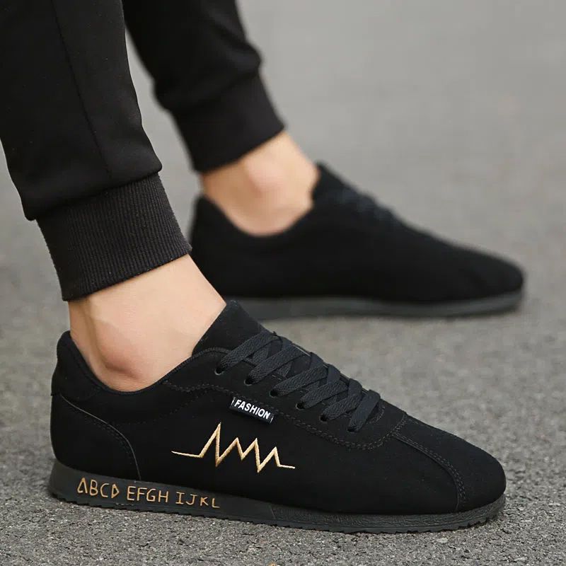 Модные красные мужские летние  – обзор и цена Mens Fashion Trainers 2025